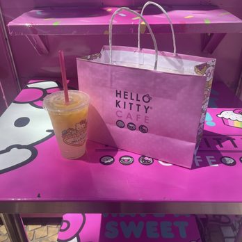 Hello Kitty Cafe - Desserts Near Me - Las Vegas, Nevada