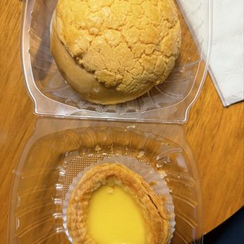 AA Bakery & Cafe - Pineapple bun & egg tart - Bakeries Near Me - San Francisco, California AA Bakery & Cafe - Pineapple bun & egg tart - Bakeries Near Me - San Francisco, California