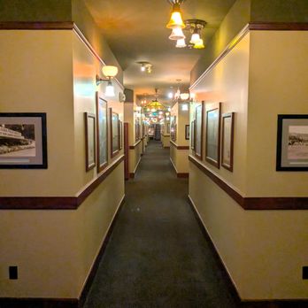 McMenamins Anderson School - Hallways - Hotels Near Me - Bothell, Washington McMenamins Anderson School - Hallways - Hotels Near Me - Bothell, Washington