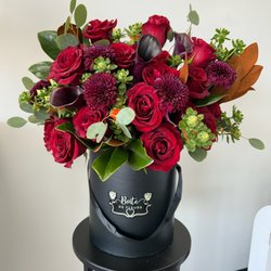 Boite De Fleurs - A stunning blend of deep reds, warm textures, and fall romance.
