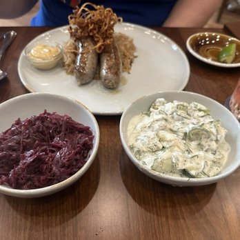 Schmankerl Stub’n - Braised red cabbage and cucumber salad - German Near Me - Orlando, Florida Schmankerl Stub’n - Braised red cabbage and cucumber salad - German Near Me - Orlando, Florida