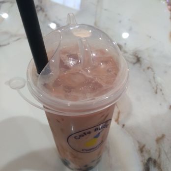 Cafe Bulba - Cafe cup with a stopper for later on - Bubble Tea Near Me - Anaheim, California