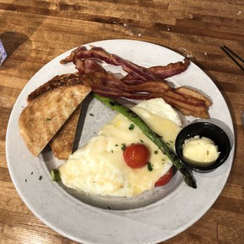 Iron Rooster - Cocktail Bars Near Me - Annapolis, Maryland