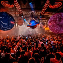 Space Club - Party
