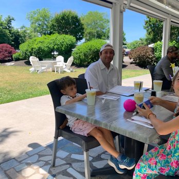 Hellenic - Family Fun at Hellenic Snack Bar & Restaurant ! - Greek Near Me - East Marion, New York