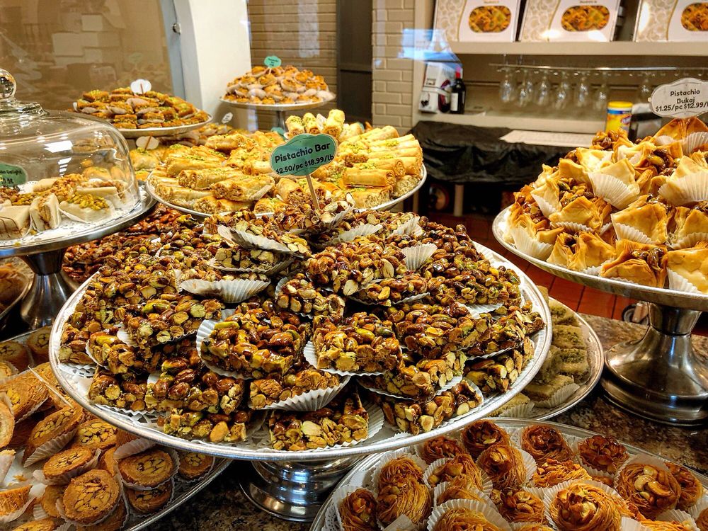 Pistachio flavored dessert recs? r/chicago