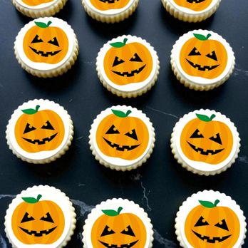 Mirna's Custom Cookies - Custom sugar cookies - Desserts Near Me Mirna's Custom Cookies - Custom sugar cookies - Desserts Near Me