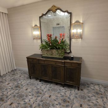 Hotel Monteleone - Hotels Near Me - New Orleans, Louisiana Hotel Monteleone - Hotels Near Me - New Orleans, Louisiana