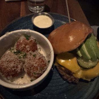 Eureka! - American Near Me - Santa Clara, California
