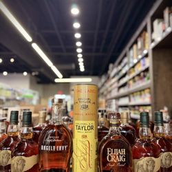 Sip N Burn Liquors - Sip N Burn Liquors Colonel E.H. Taylor Small Batch
