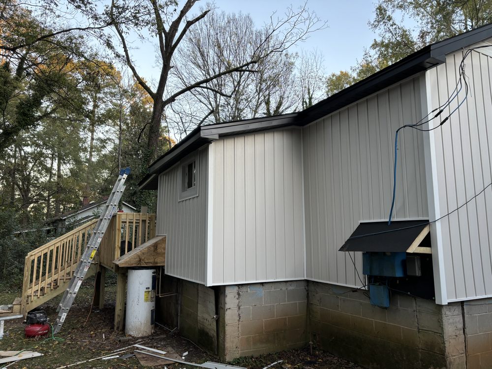 Slide of Upstate Hardy Construction Homes