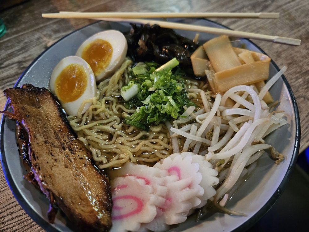 Food from Yatagarasu