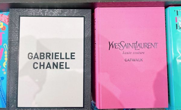 de Young Museum Store by null