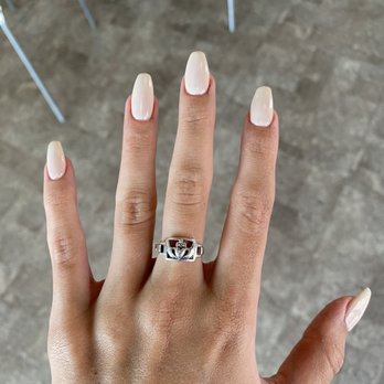 5280 Nails & Spa - Acrylic Gel Set - Nail Salons Near Me - Denver, Colorado