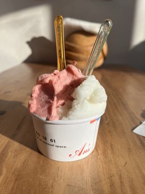 An's Hatmakers by null