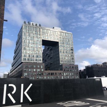 Domino Park - Parks Near Me - Brooklyn, New York Domino Park - Parks Near Me - Brooklyn, New York