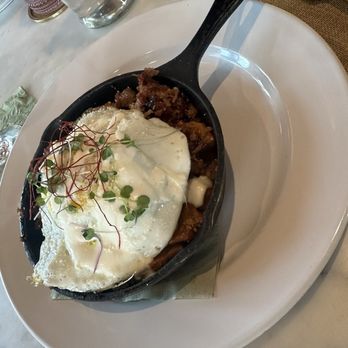 Sugar and Rye - Brisket skillet- brunch menu - Breakfast & Brunch Near Me - Galveston, Texas