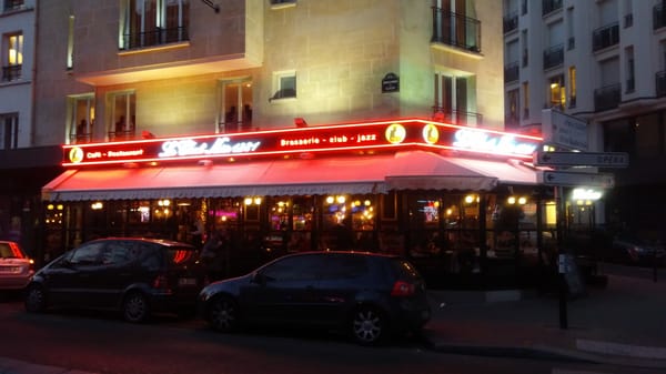 Restaurant Le Chat Noir by null