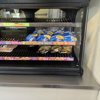 ampm - a display case with a variety of snacks - Convenience Stores Near Me - Chehalis, Washington ampm - a display case with a variety of snacks - Convenience Stores Near Me - Chehalis, Washington