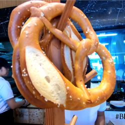 Mehl & Zucker Artisan Bakery - https://www.youtube.com/c/BingeEatersbingeeaters
