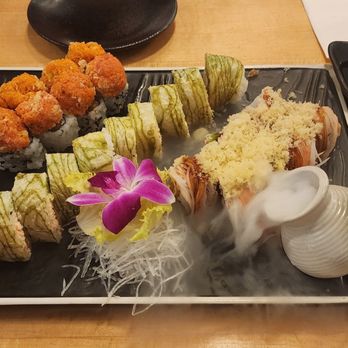 Ryo Sushi - Sushi Bars Near Me - Chicago, Illinois