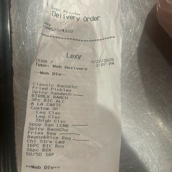 Popeyes Louisiana Kitchen - Half of my order was missing. Including the sides for the family meal - Fast Food Near Me - Covington, Louisiana Popeyes Louisiana Kitchen - Half of my order was missing. Including the sides for the family meal - Fast Food Near Me - Covington, Louisiana