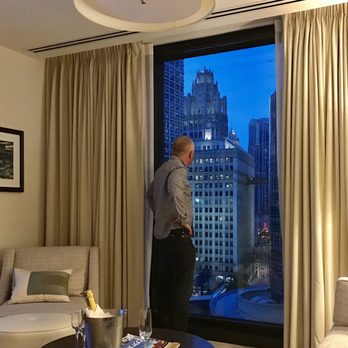 The Langham, Chicago - Nice view from 10th floor - Hotels Near Me - Chicago, Illinois The Langham, Chicago - Nice view from 10th floor - Hotels Near Me - Chicago, Illinois