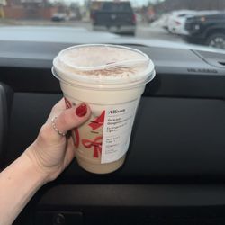 Starbucks - Iced gingerbread chai