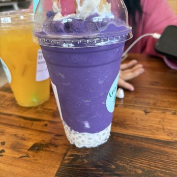 Enseamada Cafe - Mango drink and ube blended goodness - Filipino Near Me - Everett, Washington Enseamada Cafe - Mango drink and ube blended goodness - Filipino Near Me - Everett, Washington