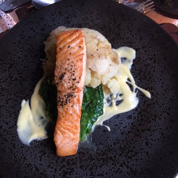 The Chesnut Horse - Salmon with crushed potatoes and spinach - Pubs Near Me - Winchester, HAM The Chesnut Horse - Salmon with crushed potatoes and spinach - Pubs Near Me - Winchester, HAM