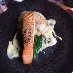 The Chesnut Horse - Salmon with crushed potatoes and spinach