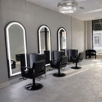 Edessa's Hair Salon - Hair Salons Near Me - Evanston, Illinois Edessa's Hair Salon - Hair Salons Near Me - Evanston, Illinois