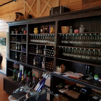 The Winery at Kindred Pointe - Tasting Bar - Wine Tasting Room Near Me - Mount Jackson, Virginia The Winery at Kindred Pointe - Tasting Bar - Wine Tasting Room Near Me - Mount Jackson, Virginia