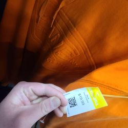 Goodwill Retail Store & Donation Center - Rip off. They are brand new $20 @Ross no one wants this trash used for that much