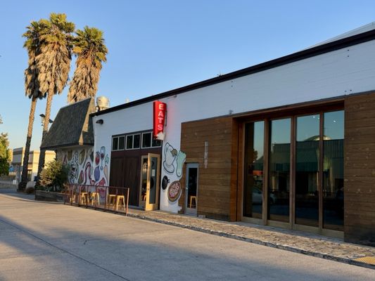 Industrial Eats by null