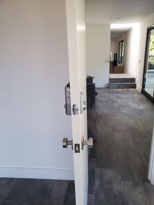 Top Notch Locksmith & Security