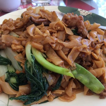 China Kitchen - Beef chow fun. - Chinese Near Me - El Sobrante, California