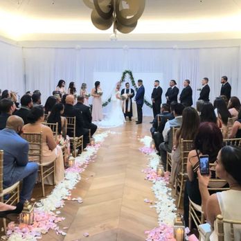 Mitsuko Floral - Floral arch and bouquets by mitsuko and team - Florists Near Me - Torrance, California