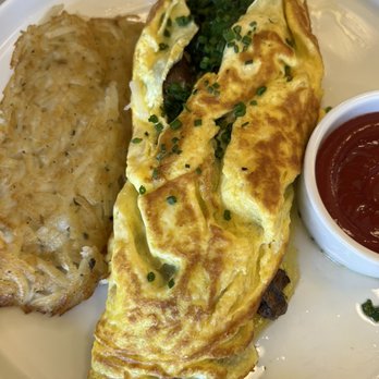 et al. - Omelette - Breakfast & Brunch Near Me - Honolulu, Hawaii