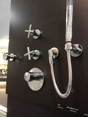 Edelman Plumbing Supply Logo