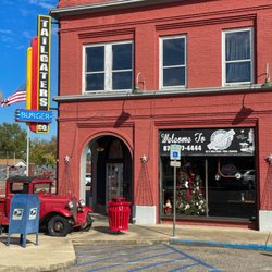 Tailgater's Burger Company - Restaurant exterior