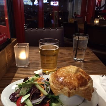 Elephant & Castle - Amazing chicken pot pie!!! - British Near Me - Seattle, Washington
