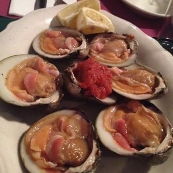 The Daily Catch - Meaty delicious cherry stone clams - Italian Near Me - Boston, Massachusetts The Daily Catch - Meaty delicious cherry stone clams - Italian Near Me - Boston, Massachusetts