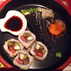 Hieu Restaurant - Temaki und vegatarische rollen (leider ohne frischkäse)