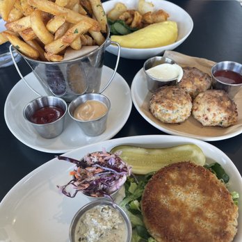 Showroom - Brunch Spread - Omelette, Biscuits. Duck Fat Fries & Crab Cake. - New American Near Me - Frederick, Maryland Showroom - Brunch Spread - Omelette, Biscuits. Duck Fat Fries & Crab Cake. - New American Near Me - Frederick, Maryland