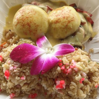 Guieb Cafe - Bao Bun Benedict with Fried Rice - New American Near Me - Honolulu, Hawaii
