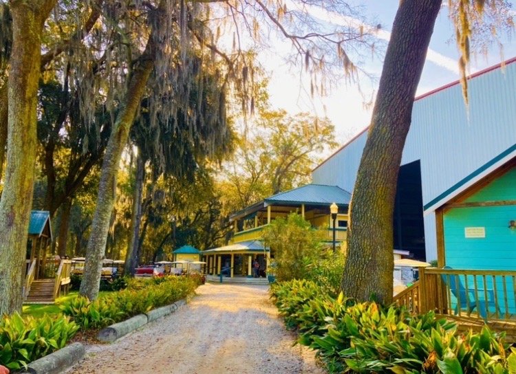 FREEPORT GENERAL STORE Updated October 2024 211 Cooper River Landing Rd, Daufuskie Island