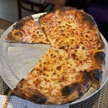 Jolie American Bistro - Kids cheese pizza - Beer Bar Near Me - Palm Bay, Florida