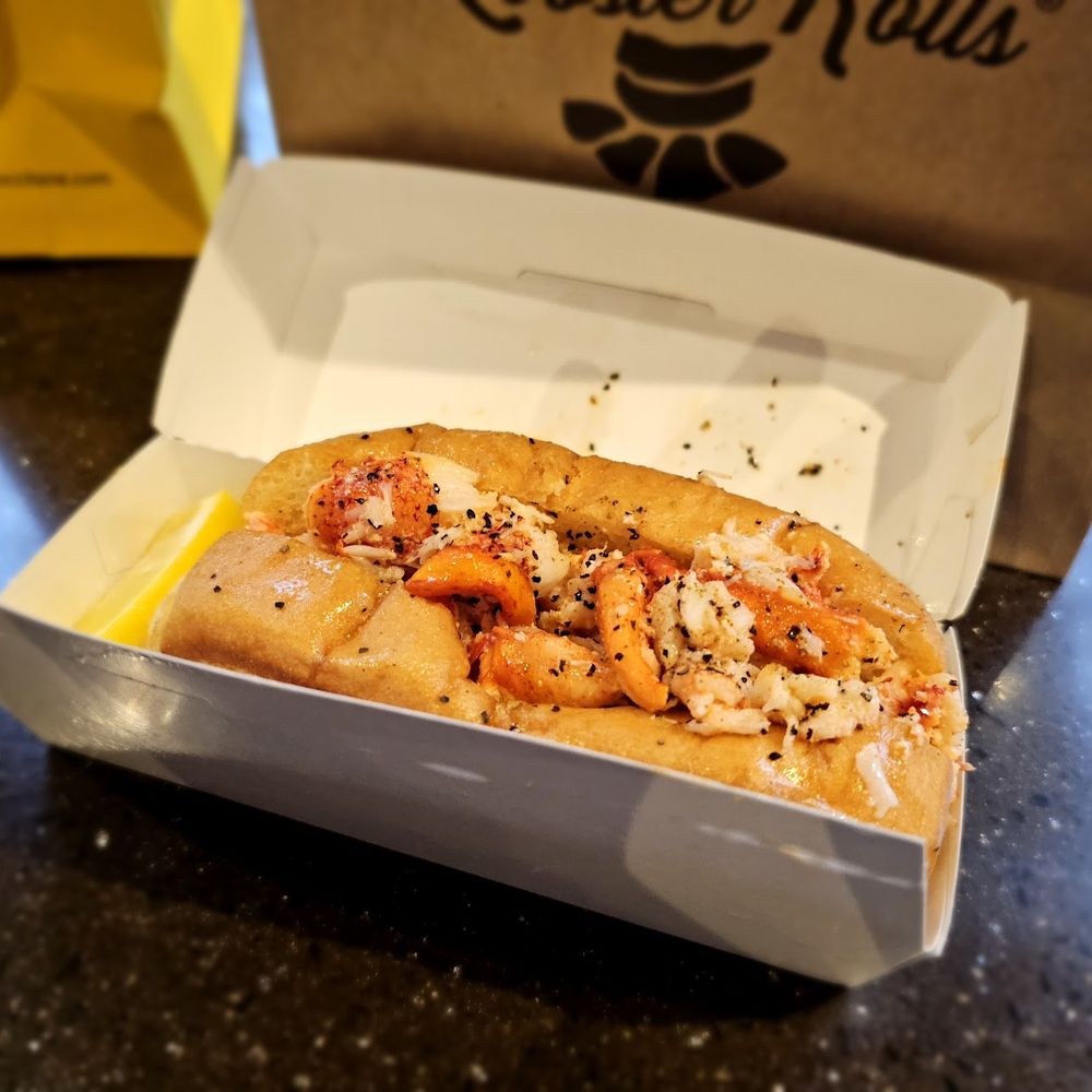 Mason's Famous Lobster Rolls - Bloomington - Classic Lobster Roll - Seafood Near Me - Bloomington, Minnesota Mason's Famous Lobster Rolls - Bloomington - Classic Lobster Roll - Seafood Near Me - Bloomington, Minnesota