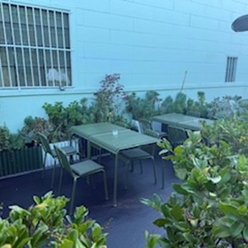 Chifa - Outdoor seating area - Peruvian Near Me - Los Angeles, California